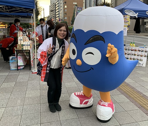 11 6 7 大井町に静岡ゆるキャラ ふじっぴー 家康くん がやってきます 品川区大井町のシェア レンタルオフィスmicanのブログ